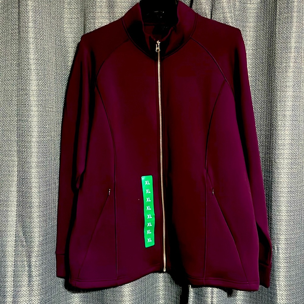 32 Heat NWT Lightweight Coat